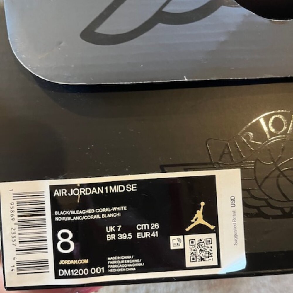 NIKE Air Jordan 1  Mid SE - Picture 4 of 5